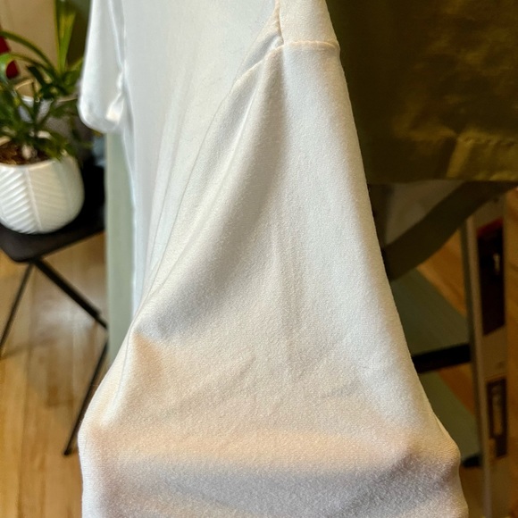 2X white short sleeve tee - Picture 5 of 6